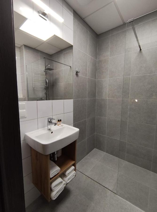 S7 Hotel Kielce Luaran gambar