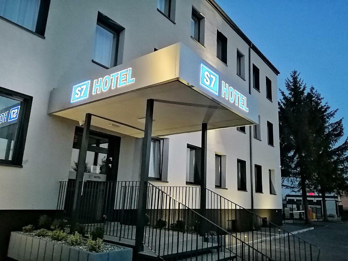 S7 Hotel Kielce Luaran gambar